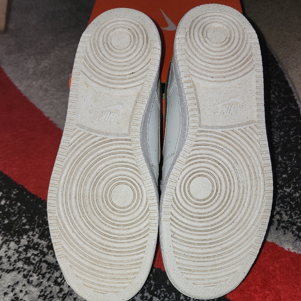 Nike Silver and White Athletic Shoes - Picture 8 of 11